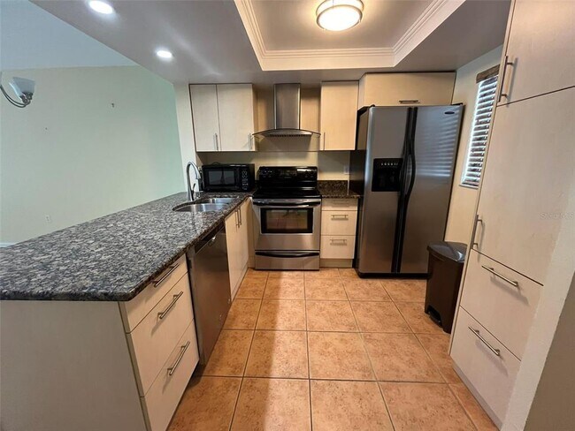 Foto del edificio - 25225 Rampart Blvd