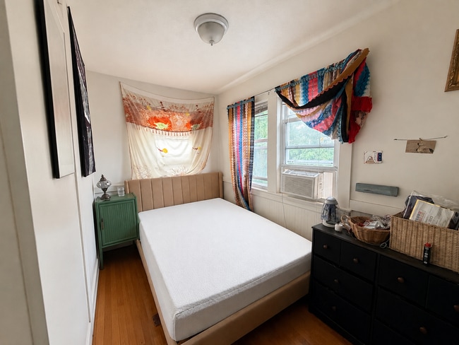 Photo - 4bed 2bath unit in Somerville House