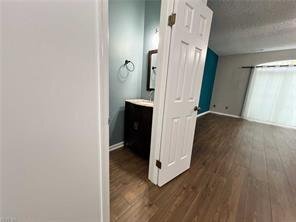Building Photo - 4930 Cypress Point Cir