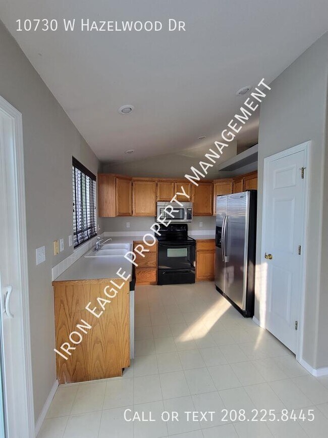 Foto del edificio - 10730 W Hazelwood Dr