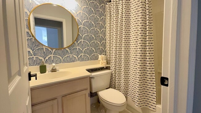 Building Photo - 5465 Grande Palm Cir