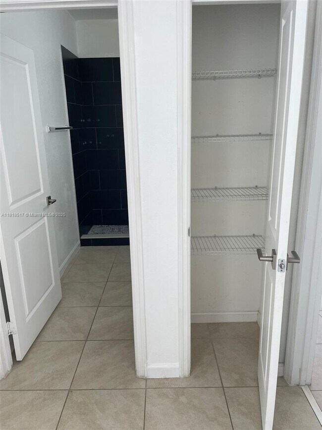 Foto del edificio - 27583 SW 133rd Ave