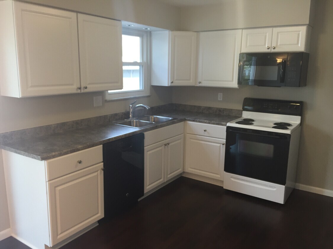 Foto principal - 627 Taylor Ave