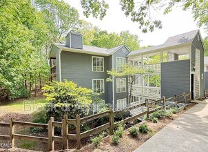 Building Photo - 4120 Sedgewood Dr