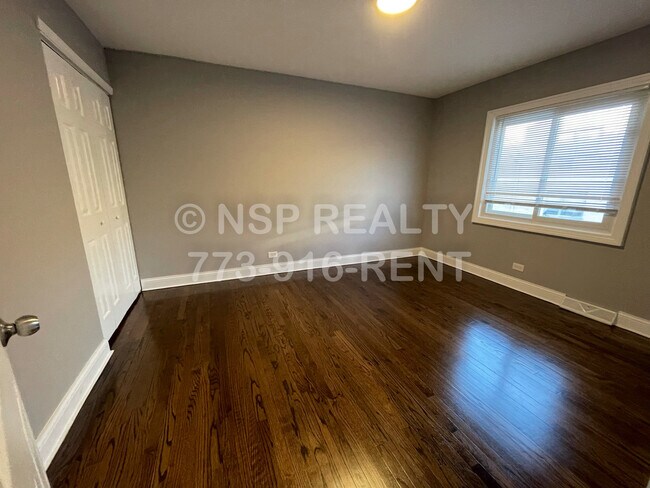 Building Photo - 1141 Deerfield Rd