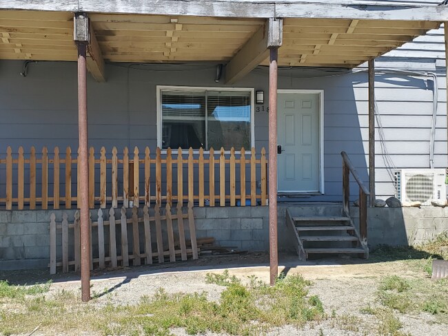 Foto del edificio - 318 3rd Ave N