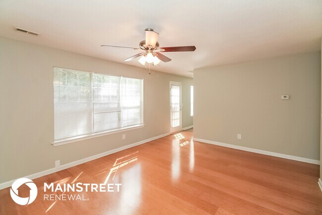 Foto del edificio - 1579 Isleworth Cir