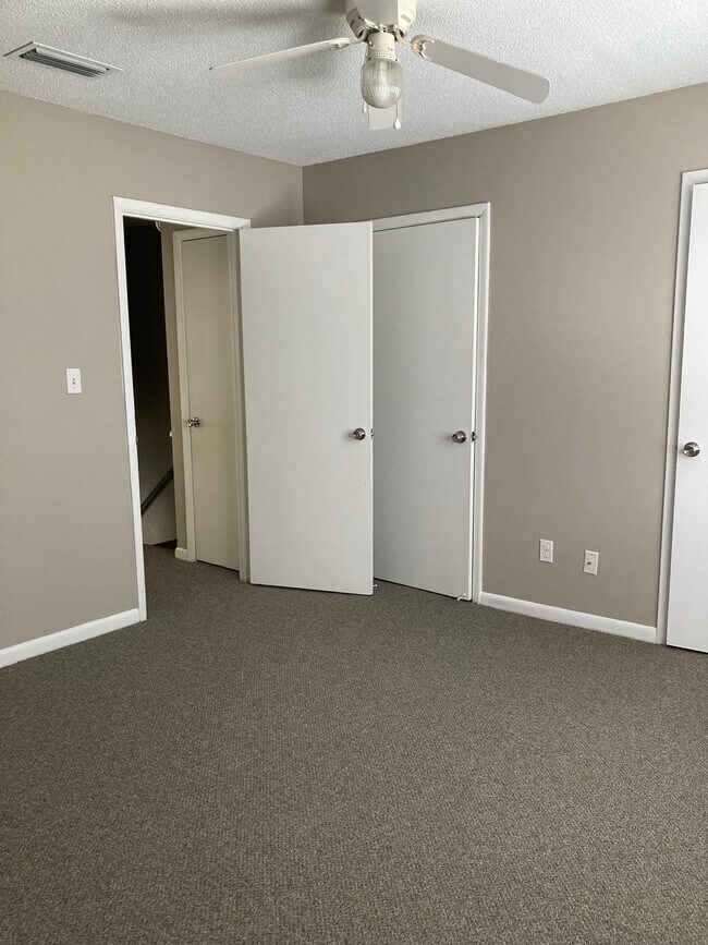 Foto del edificio - 2030 Kings Gate Cir