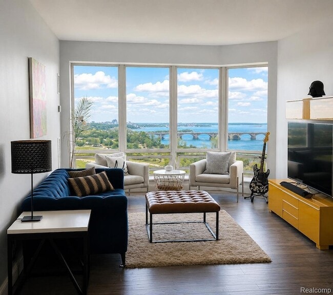 Building Photo - 250 E Harbortown Dr