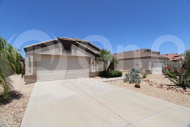 Building Photo - 15532 W Port Royale Ln