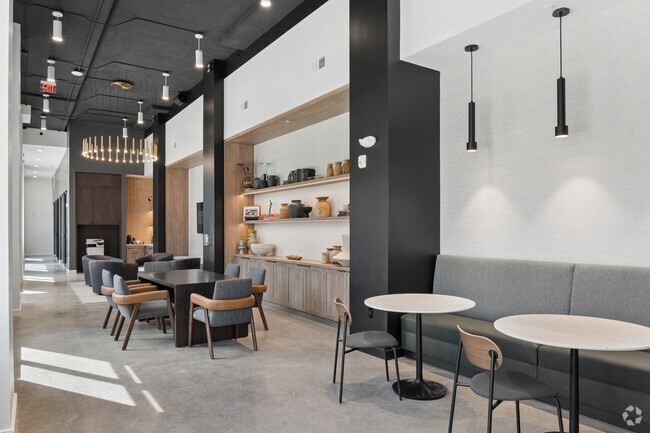 Lobby - Chasen