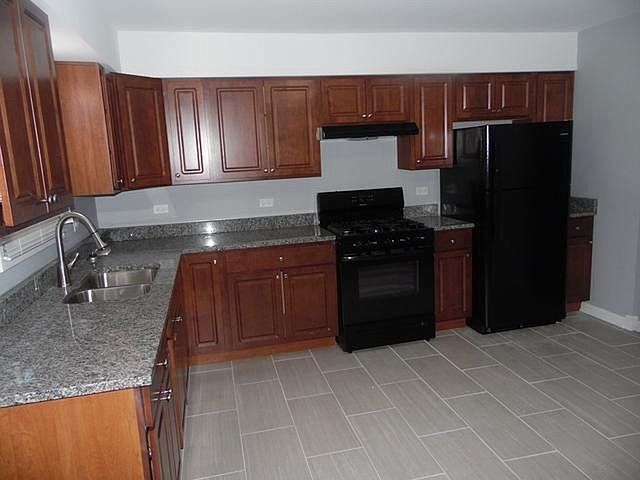Foto del edificio - 1121 174th St