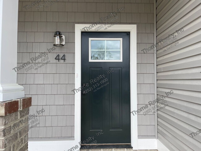 Building Photo - 44 B P Ct