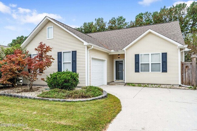 Building Photo - Home for rent with close proximity to transportation, shopping, Downtown Wilmington and restaurants.