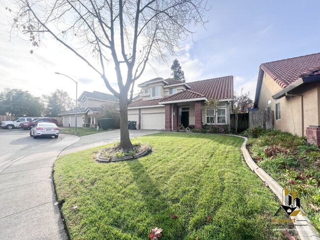 Foto del edificio - 8204 Eversley Ct