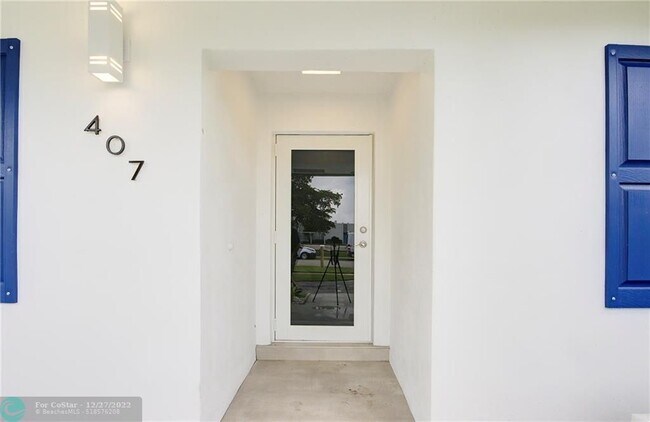 Foto del edificio - 407 SW 76th Terrace