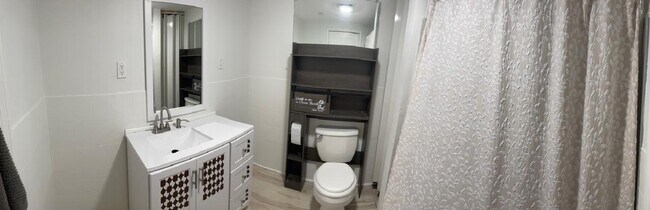 Foto del edificio - 4 Hilltop Dr