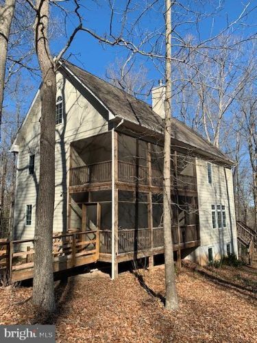 Primary Photo - 16445 Maple Dr