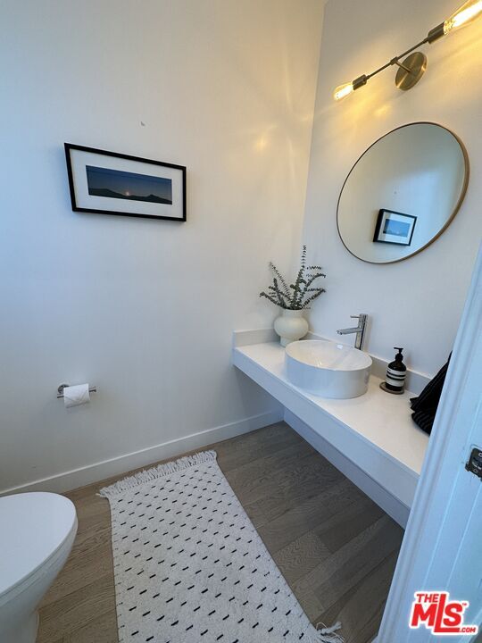 Building Photo - 644 N Commonwealth Ave