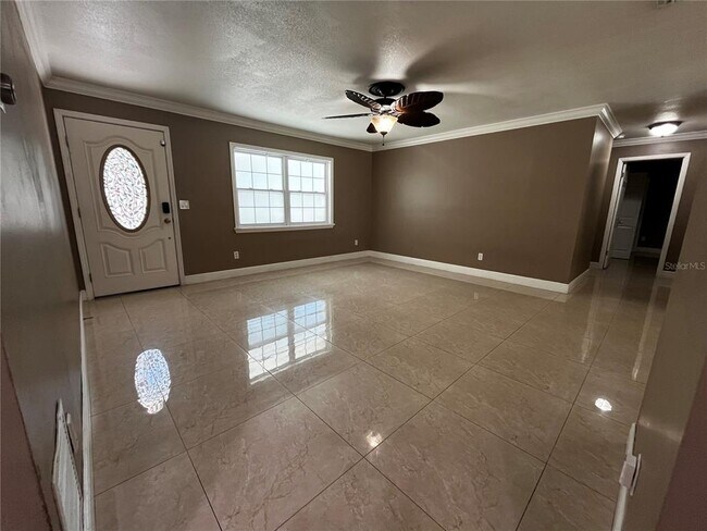 Foto del edificio - 5067 Stone Harbour Rd