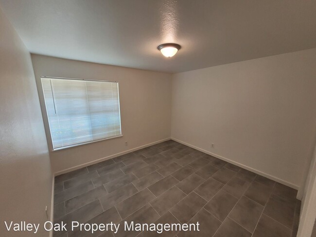 Foto del edificio - 3 br, 2 bath House - 4613 Endicott