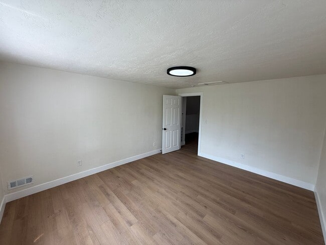 Foto del edificio - 660 23rd St