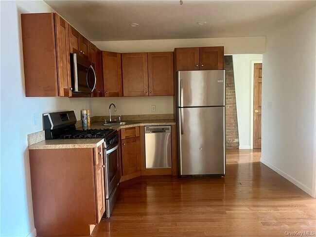 Foto del edificio - 55 W Main St