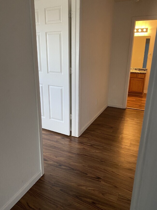 Photo - 2 Bedroom - Monetrey Apartment