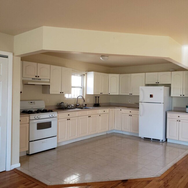 Foto del edificio - 506 Beach 43rd St