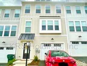 Building Photo - 4513 Dupree St