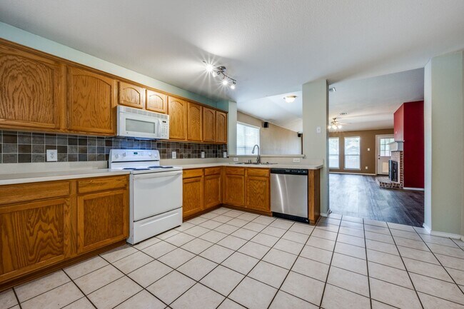 Building Photo - 209 Tripp Trail