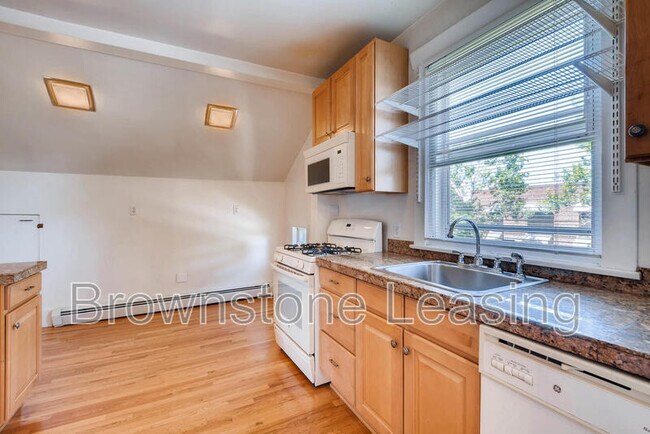 Foto del edificio - 867 N Ogden St