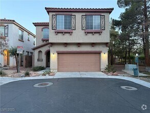 Building Photo - 10938 Avenzano St