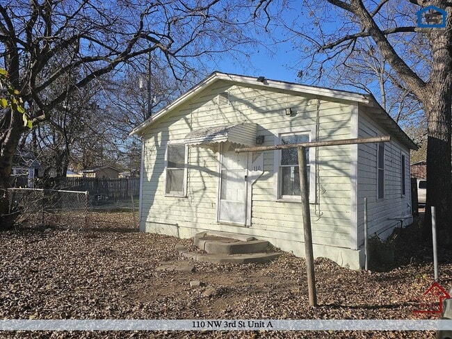 Building Photo - 110 NW 3rd St