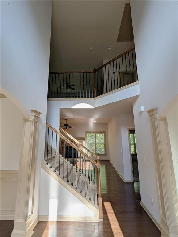 Foto del edificio - 4635 Belcrest Way