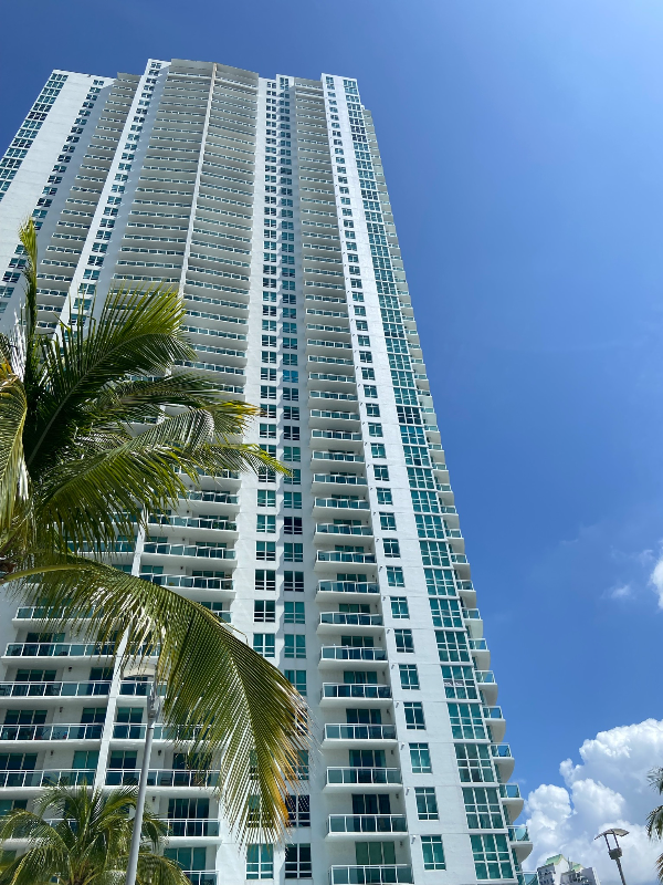 Foto principal - 951 Brickell Ave