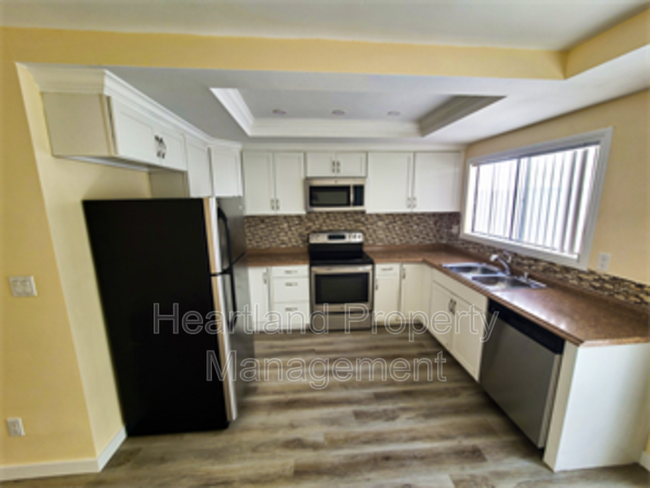 Building Photo - 3405 Los Mochis Way