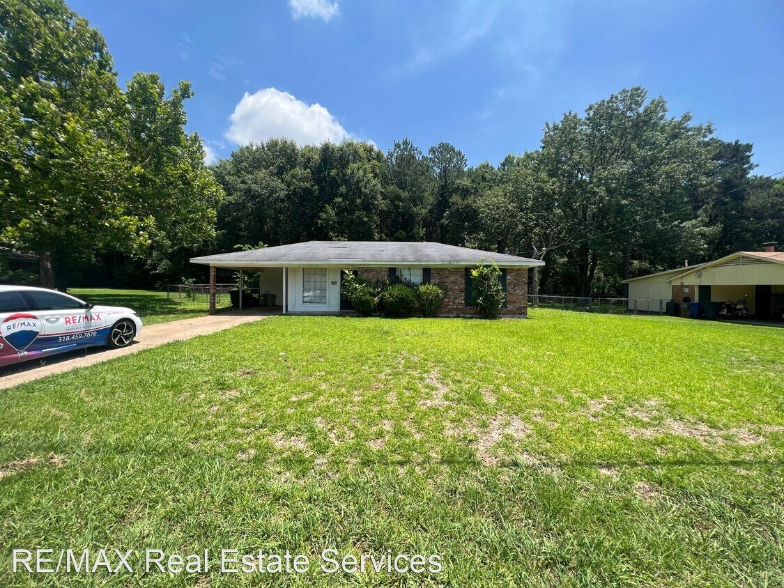 Primary Photo - 3 br, 1 bath House - 8503 Meadow Parkway