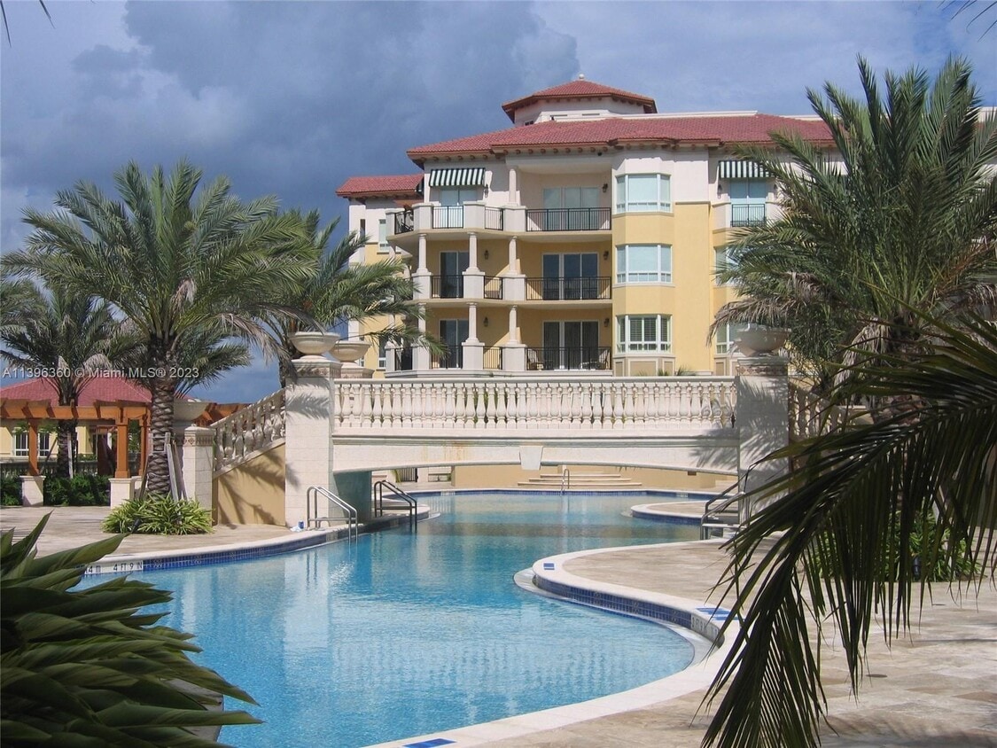 16100 Emerald Estates Dr Unit 286, Weston, FL 33331 Condo for Rent in