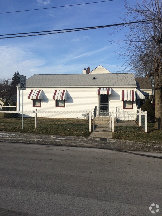 Houses for Rent in Beech Grove IN 17 Homes