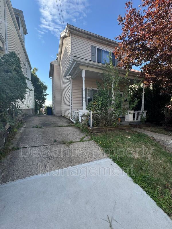 Photo - 375 Copperfield Ave House