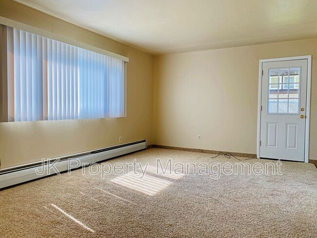 Foto del edificio - 2100 4th St NE