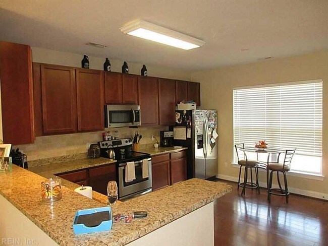 Foto del edificio - 941 Iron Bridge Dr 243 - 1