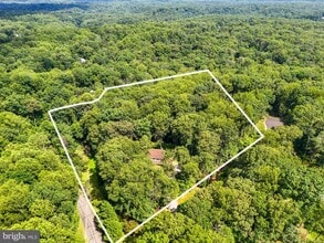 Building Photo - 11109 Ravine Dr