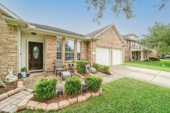 Foto del edificio - 387 Henderson Ln