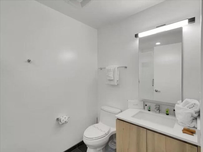Foto del edificio - 817 N 6th St