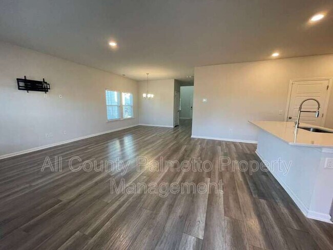 Foto del edificio - 221 Cypress Preserve Blvd