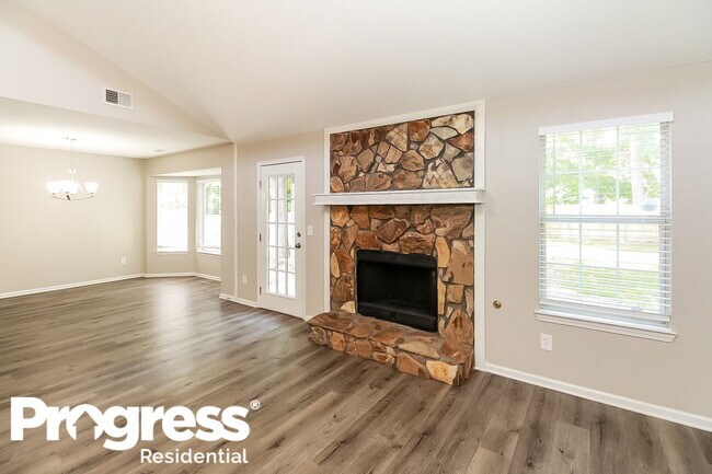 Foto del edificio - 1342 Misty Ridge Ct