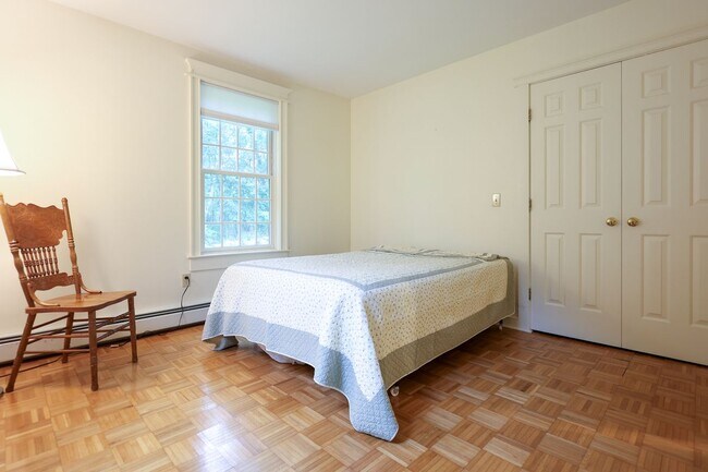 Foto del edificio - 288 Goldthwaite Rd