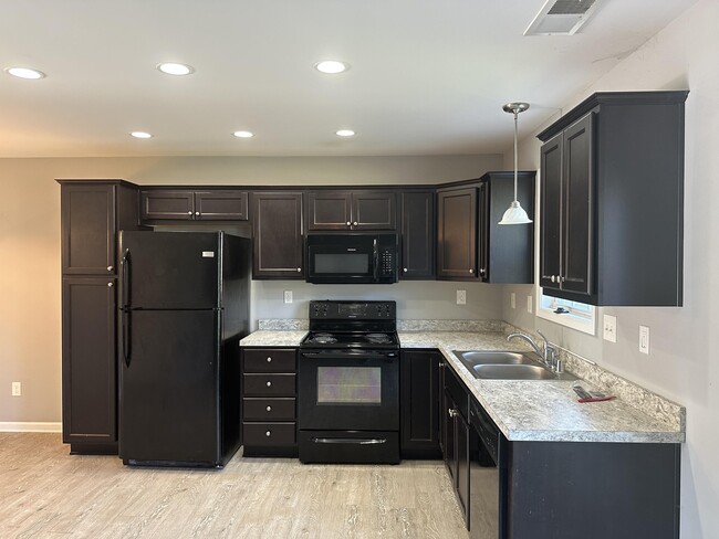 Foto del edificio - 2353 Walcot Way